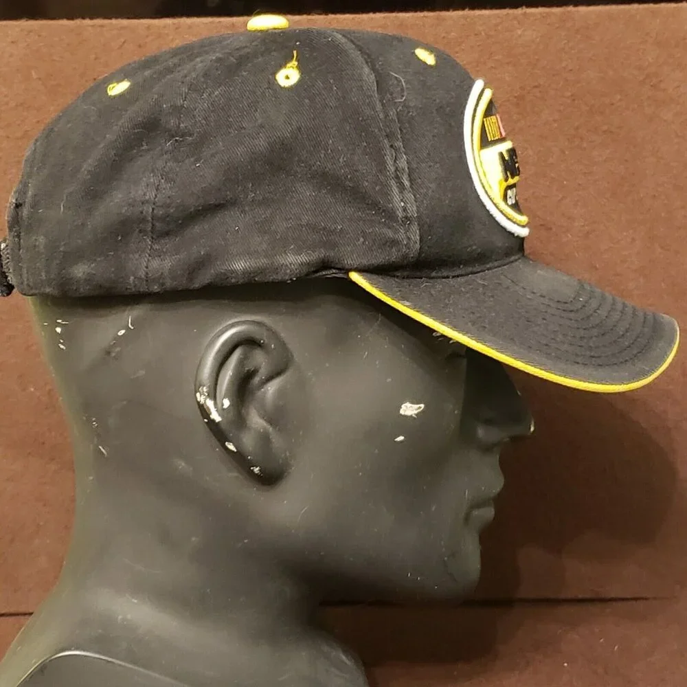 Nascar Nextel Cup Series 2004 Checkered Flag Hat Cap Adjustable One‎ Size Black